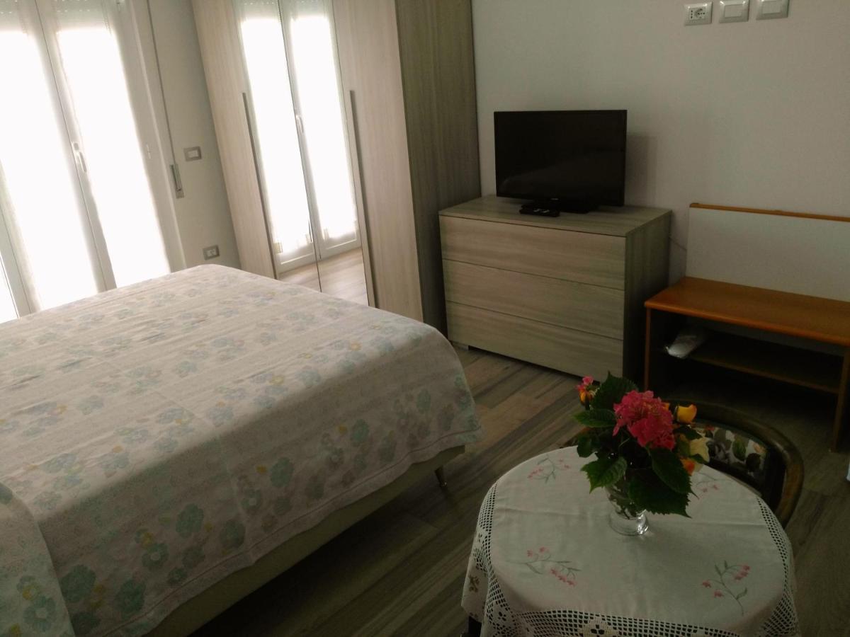 B&B Sweet Dreams Diano Marina Exterior foto